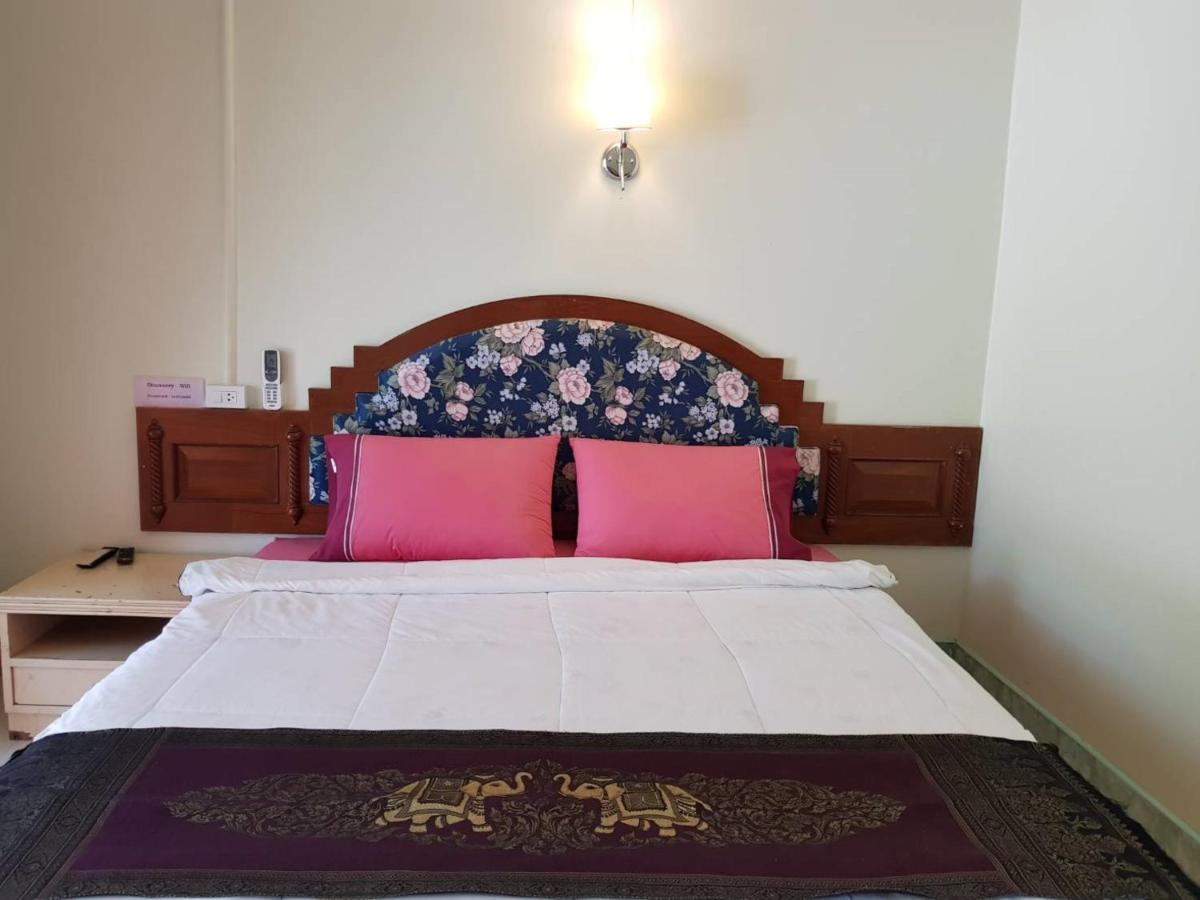 Discovery House Hotel Sha Plus Nai Yang Exterior photo