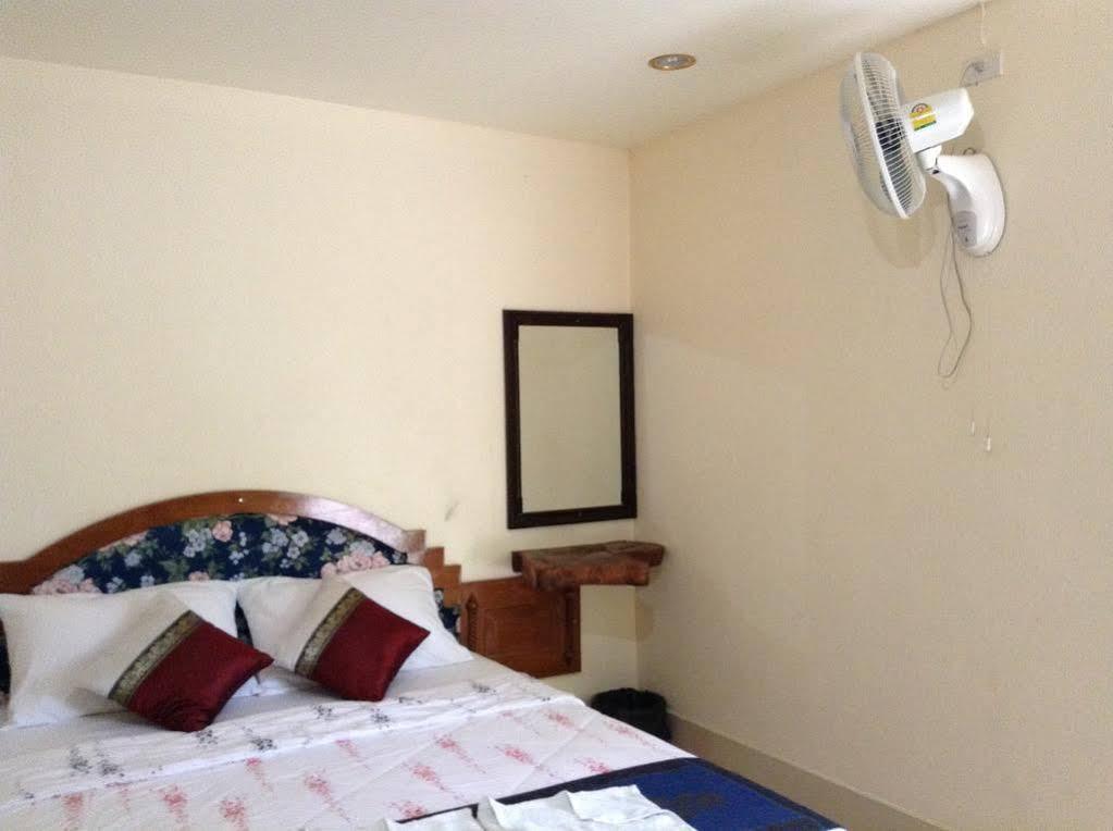 Discovery House Hotel Sha Plus Nai Yang Exterior photo